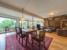 EG Wohn-Esszimmer II Schwimmbad/Garten/3 Einheiten: Freistehendes Dreifamilienhaus in Bestlage