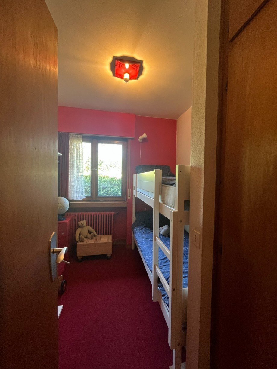 EG Kinderzimmer Ist-Zustand Zweifamilienhaus Leverkusen