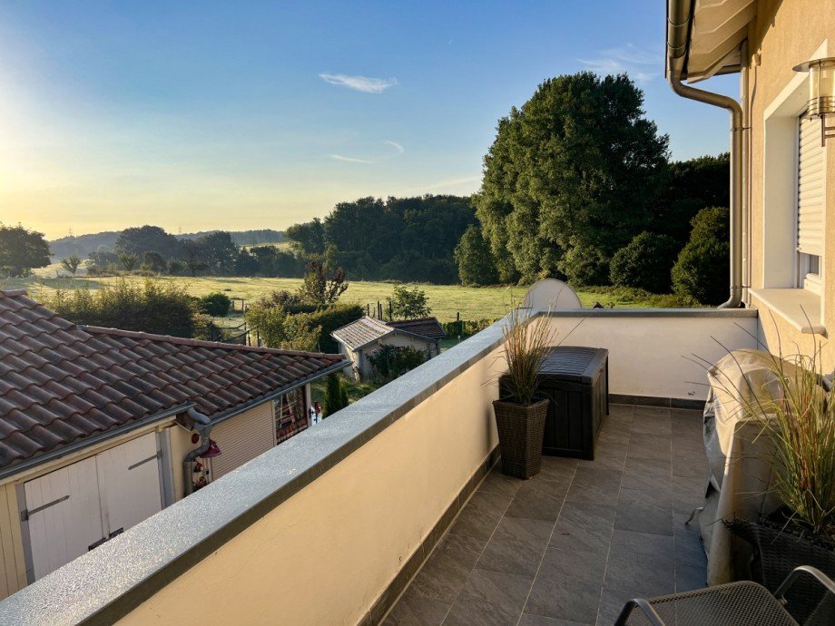 Balkon Apartment Mehrfamilienhaus Leichlingen