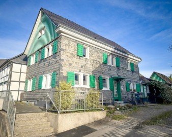 Hauptbild Fachwerk, Schiefer, Lehm:saniertes Liebhaberst�ck mit echtem Charakter