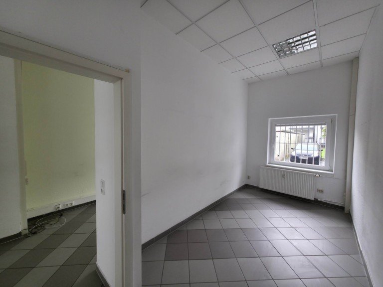 Nutzraum Wesseling Ladenlokal Gro�z�gige 120 m�-Gewerbefl�che in Wesseling-Keldenich