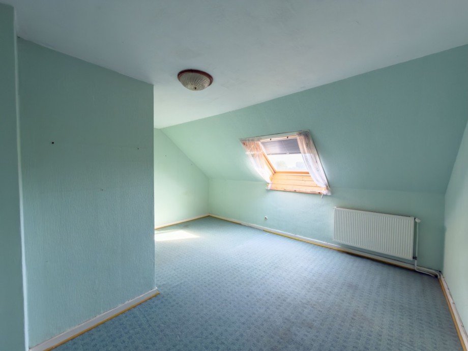 DG Schlafzimmer Reihenmittelhaus Leverkusen