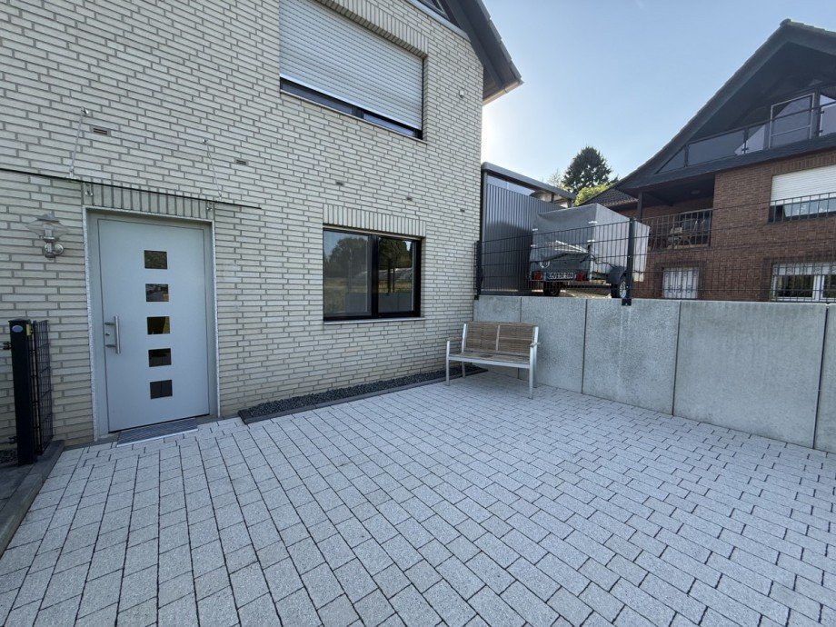 Eingang Souterrainwohnung Leverkusen