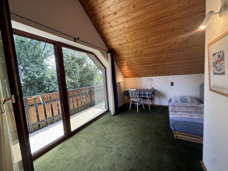 OG Schlafzimmer 3 Ist Zustand Einfamilienhaus Leverkusen