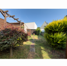 Garten Einziehen & Wohlf�hlen: modernisiertes Haus mit Garten & Terasse