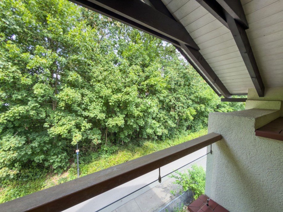 Balkon DG Vorderseite Mehrfamilienhaus Leverkusen