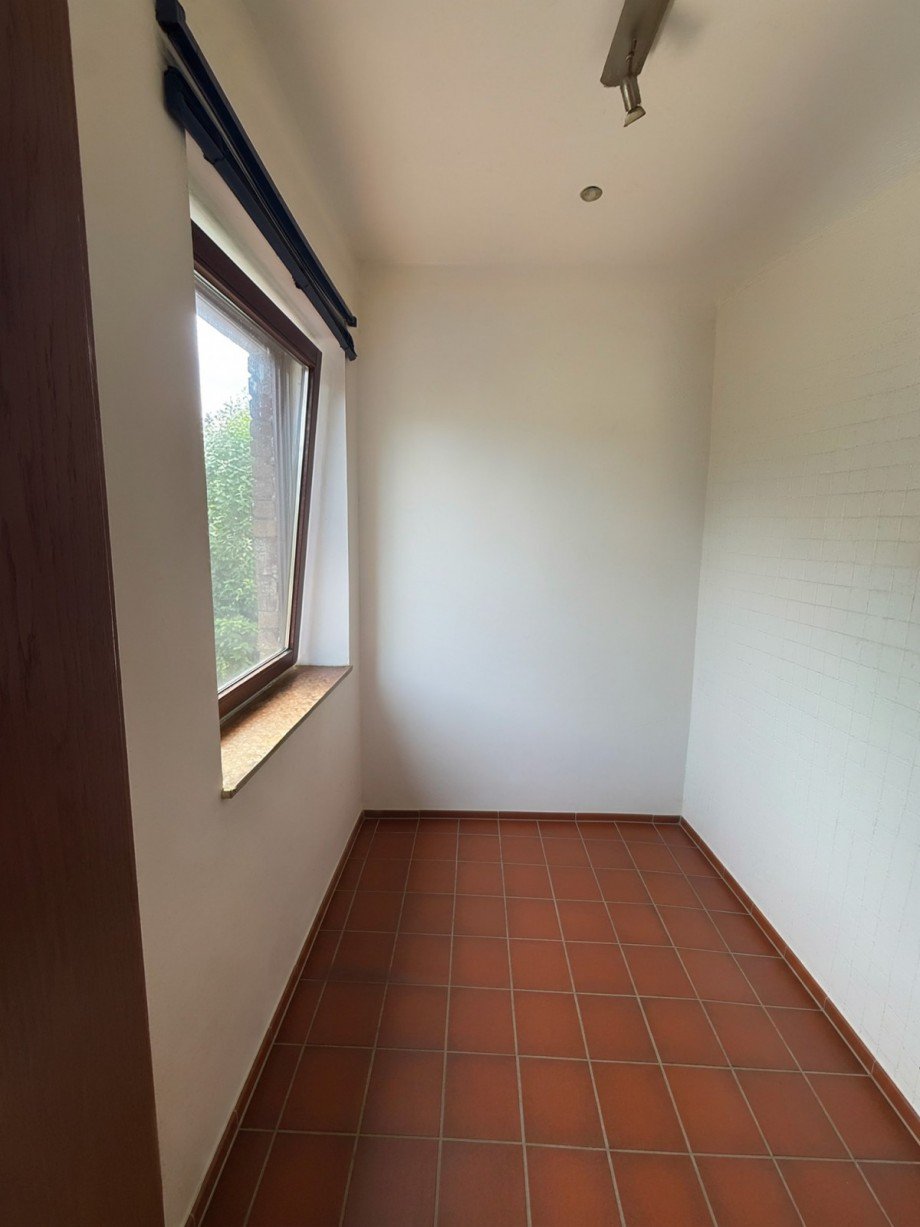 Einliegerwohnung K�che Einfamilienhaus Leverkusen
