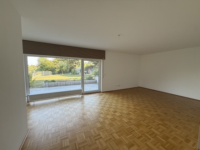 Wohnzimmer Ist-Zustand Souterrainwohnung Leverkusen