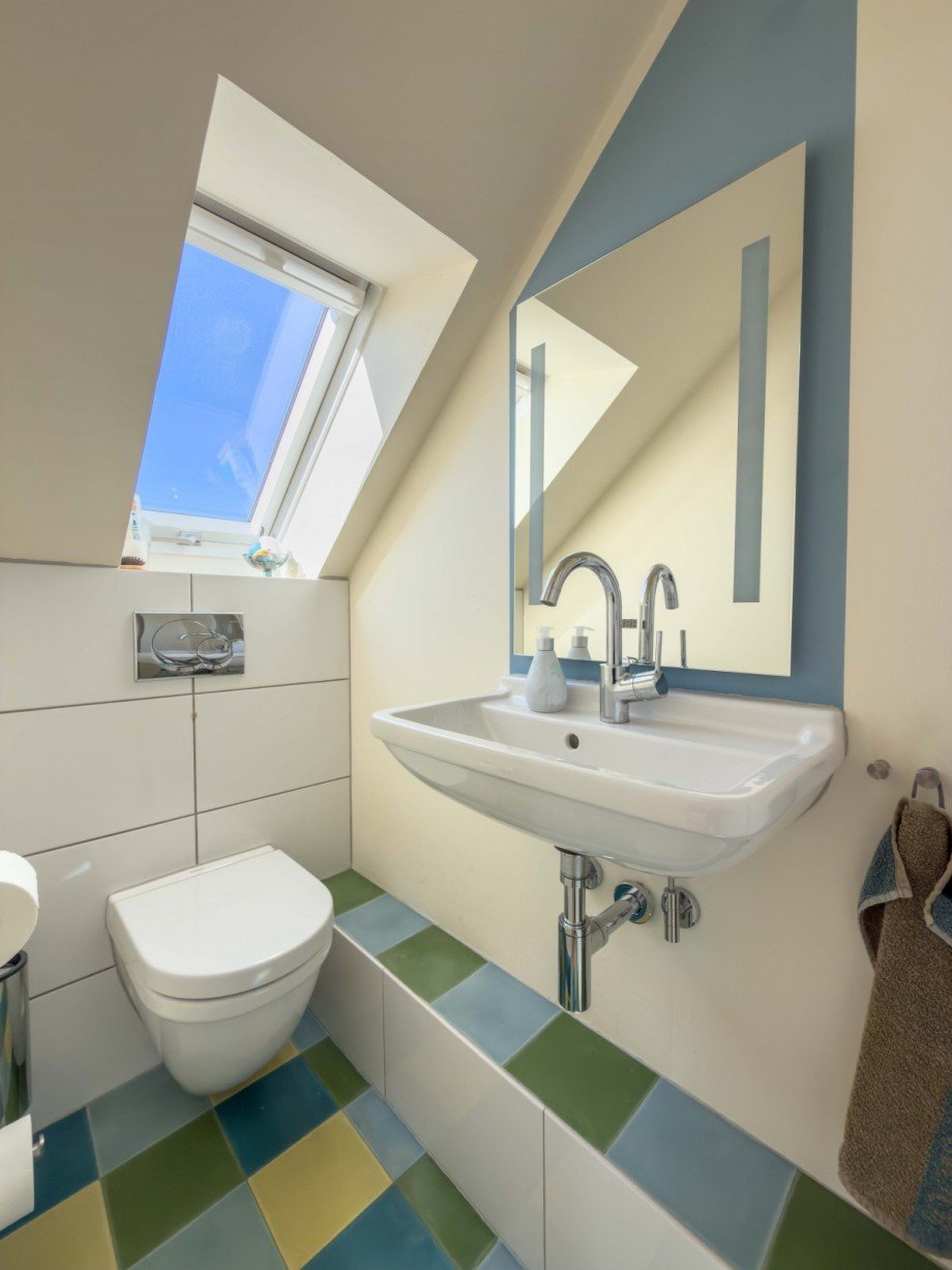 WC Studio Doppelhaush�lfte Leverkusen