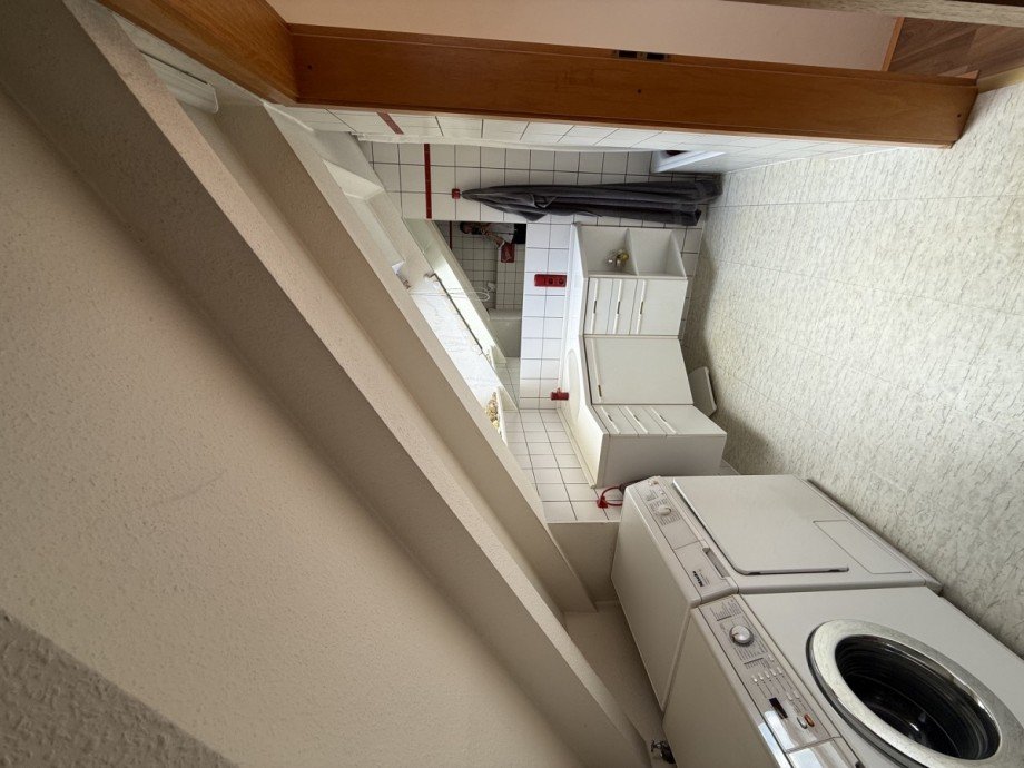 OG Badezimmer Ist-Zustand Zweifamilienhaus Leverkusen