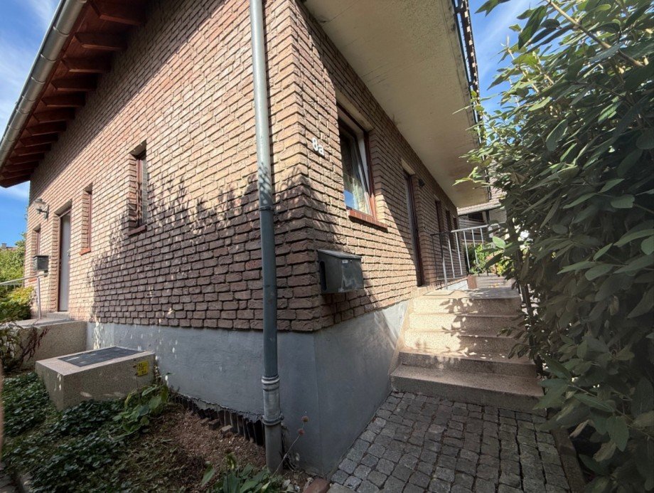 Eingang Einliegerwohnung Einfamilienhaus Leverkusen