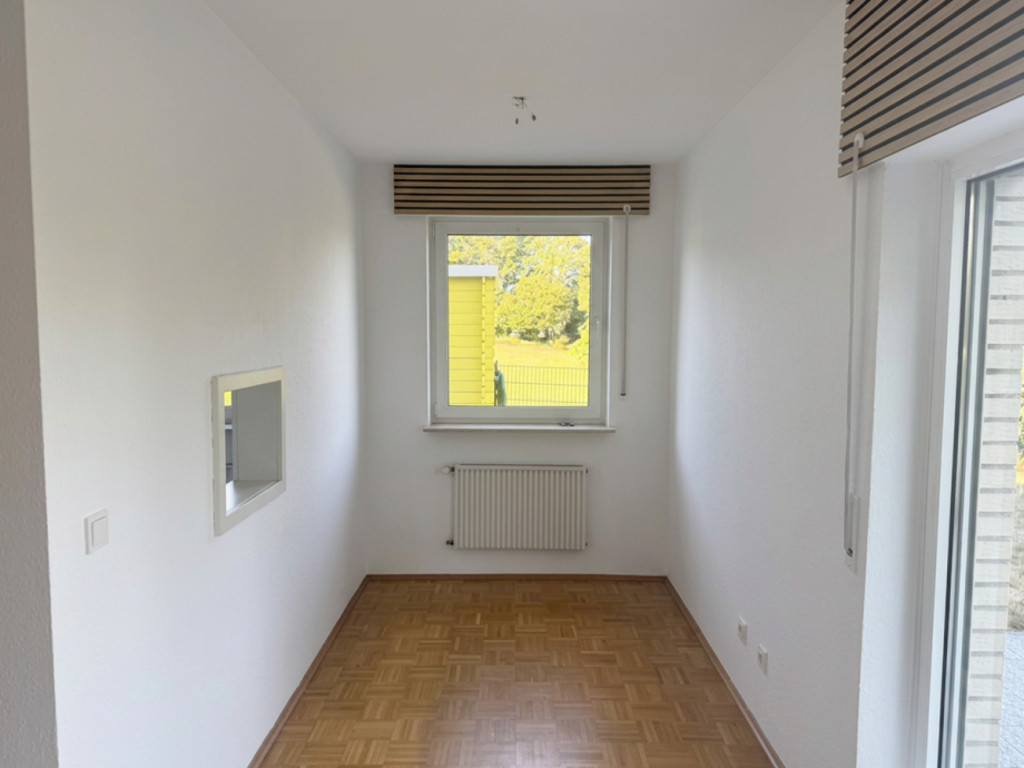 Wohnzimmer Souterrainwohnung Leverkusen